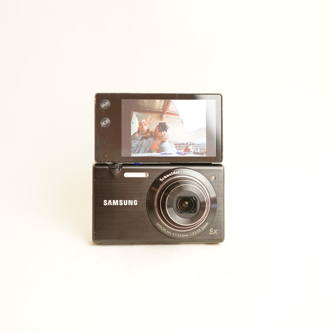 Samsung MV800 Digital Camera | 16.1MP | Read Description | Black