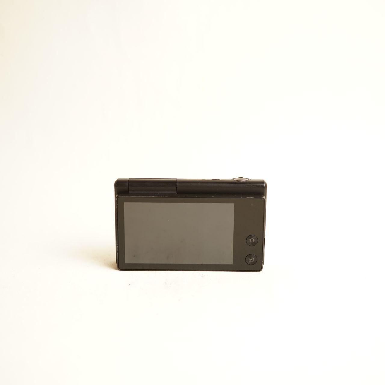 Samsung MV800 Digital Camera | 16.1MP | Read Description | Black