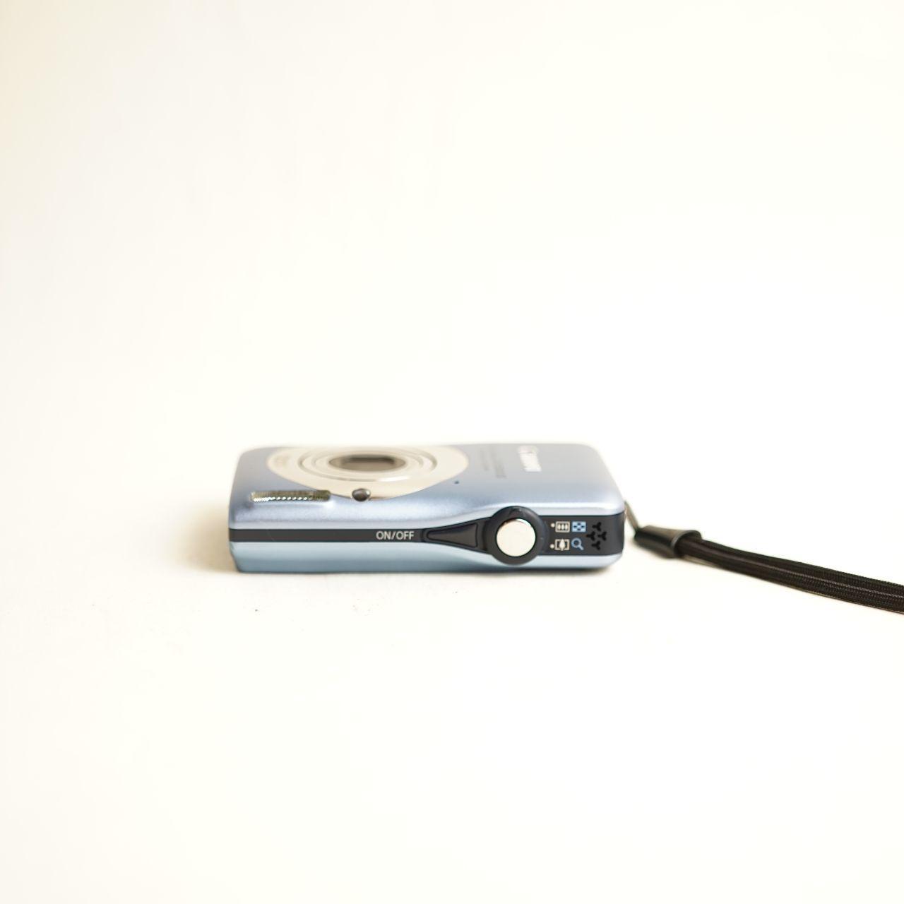 Canon PowerShot SD1300 IS Digital Camera | 12.1MP | READ DESCRIPTION | Blue