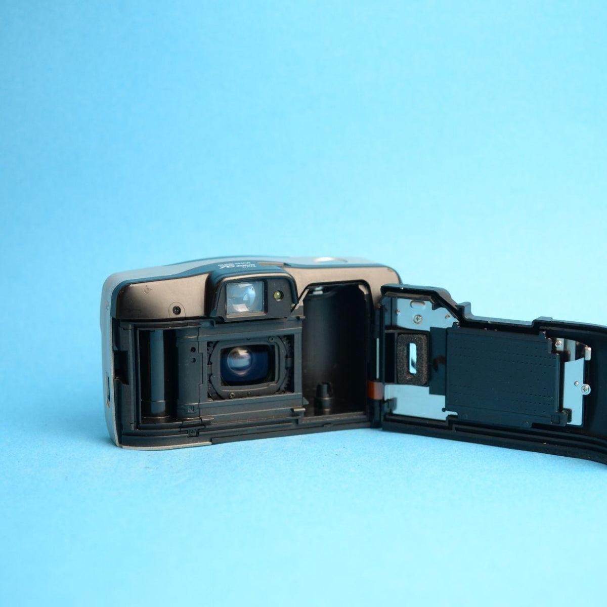 Canon Sure Shot 76 Zoom Film Camera | 35mm Point & Shoot | Tested & Working | Silver