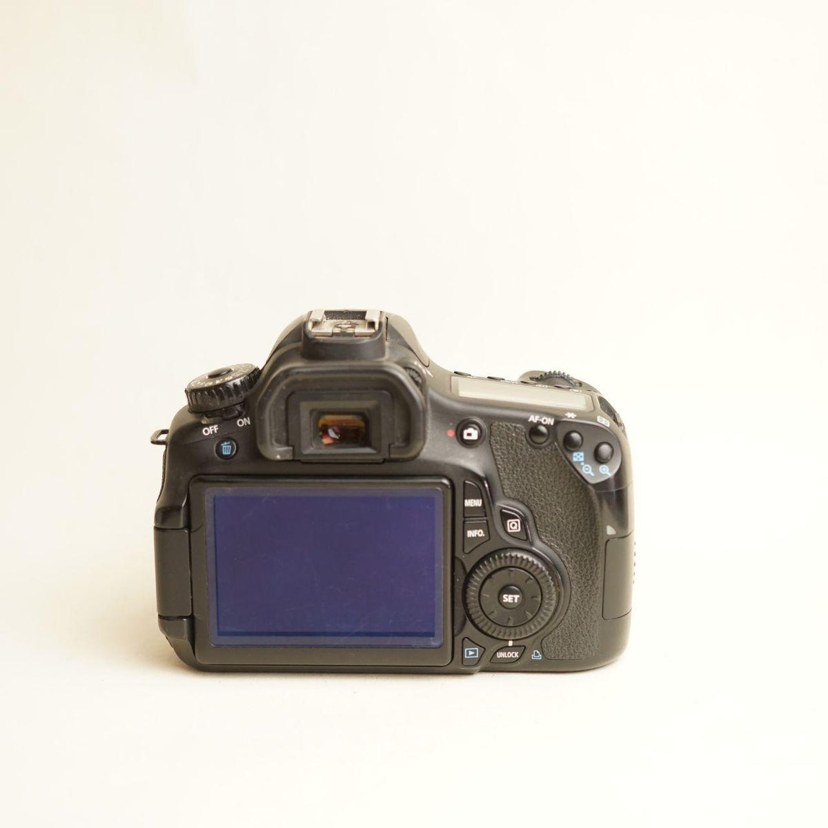 Canon EOS 60D DSLR + EF-S 18-55mm IS Lens | 15.1MP | Tested & Working | Black