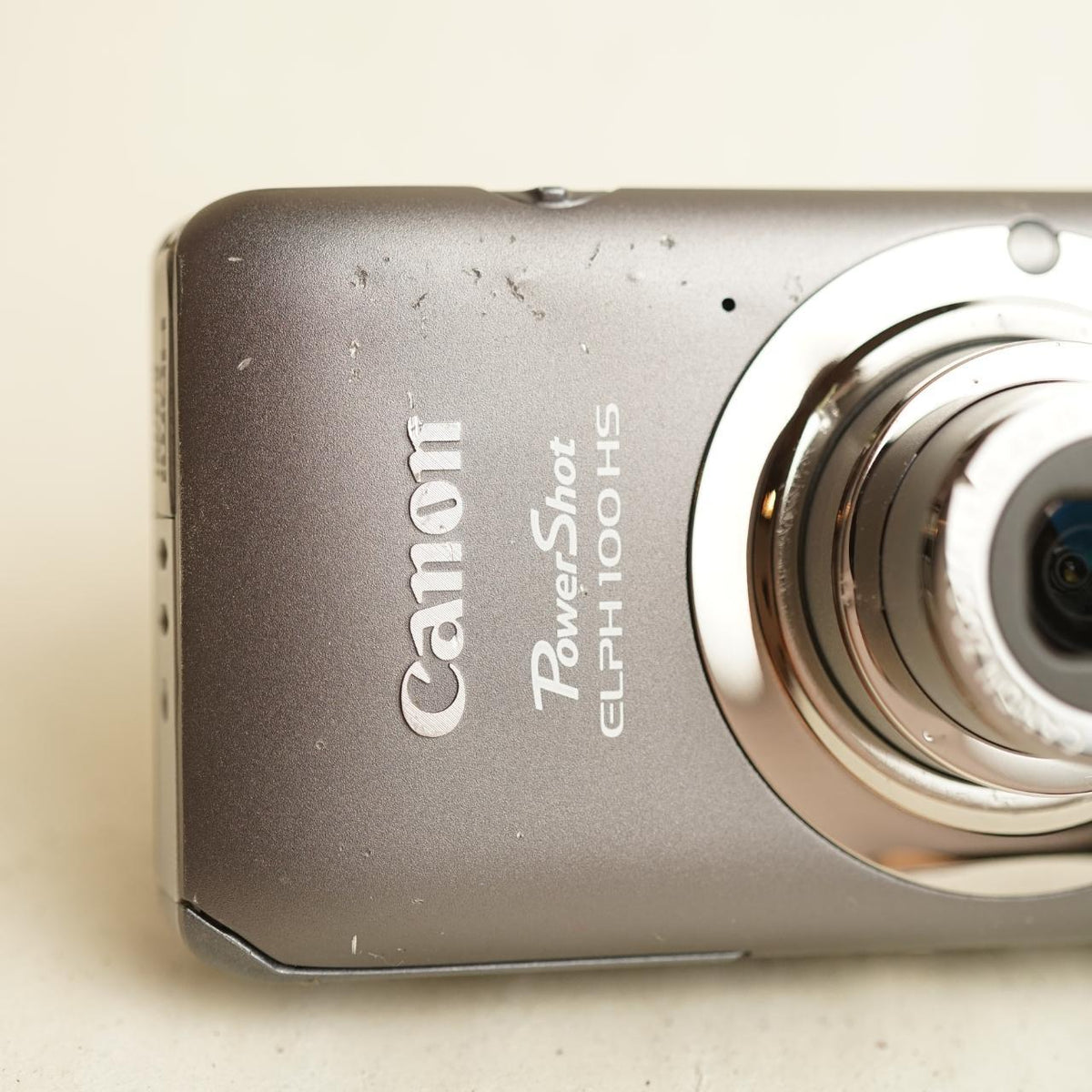 Canon PowerShot ELPH 100 HS Digital Camera | 12.1MP | Tested & Working | Silver