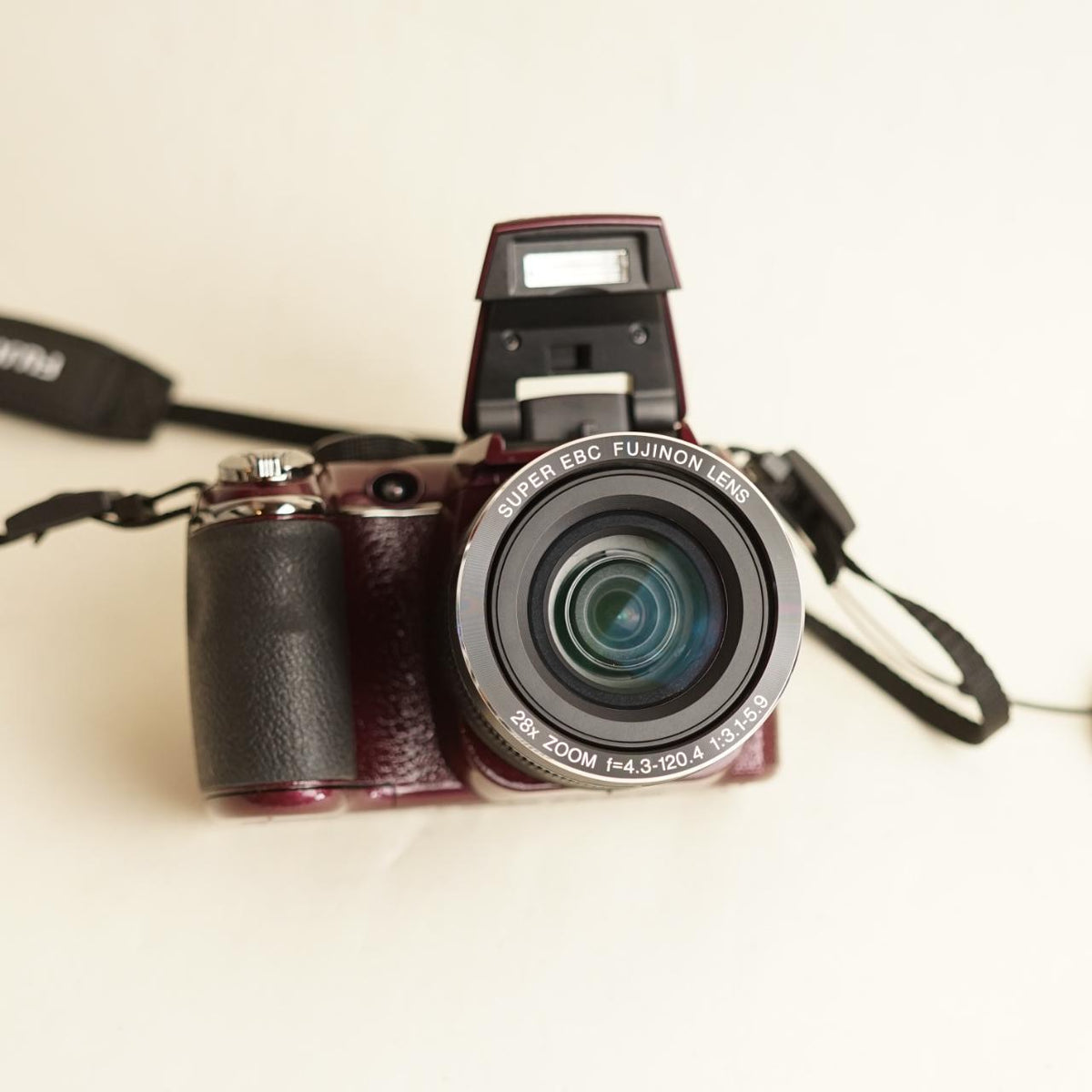 Fujifilm FinePix S4400 Digital Camera | 14MP | Tested & Working | Red