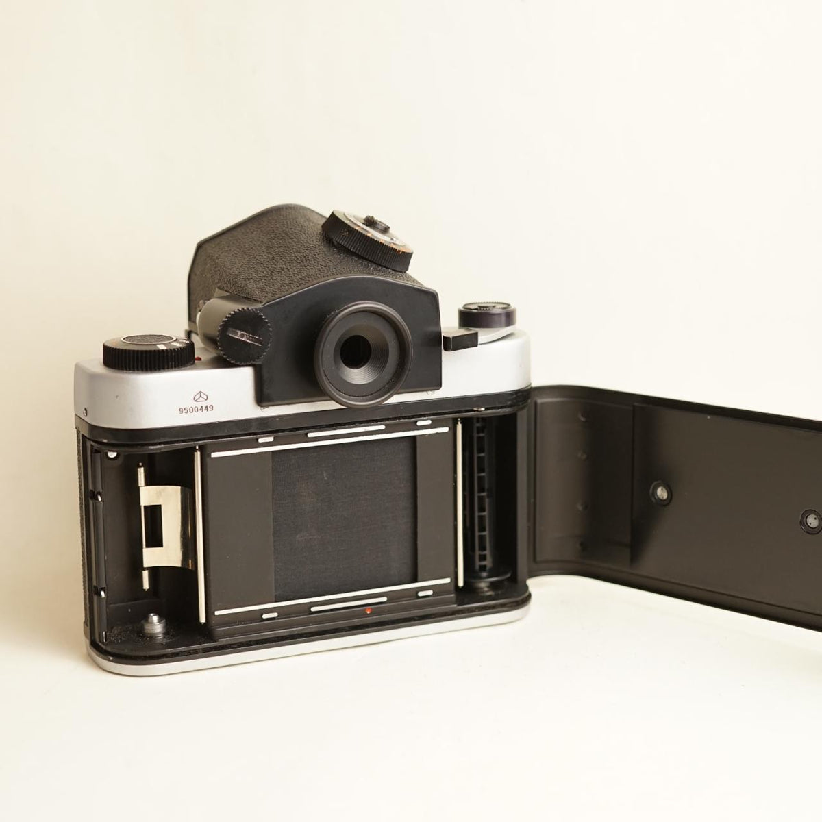 Kiev 60 TTL Film Camera + Lens | 6x6 | 120 Medium Format SLR | Tested & Working | Black