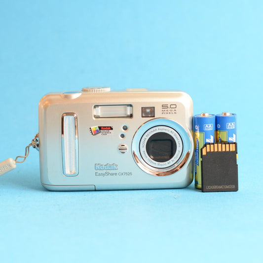 Kodak EasyShare CX7525 Digital Camera | 5.0MP | Tested & Working | Silver