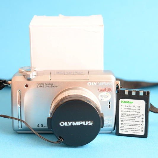 Olympus Camedia C-765 Ultra Zoom Digital Camera | 4.0MP | Tested & Working | Silver