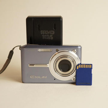 Casio Exilim EX-S600 Digital Camera | 6MP | Tested & Working | Blue