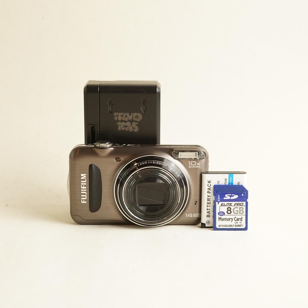 Fujifilm FinePix T200 Digital Camera | 14.0MP | Tested & Working | Grey