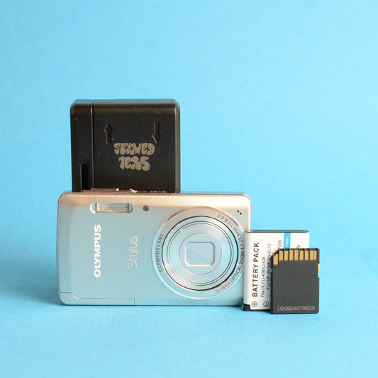 Olympus Stylus-5010 Digital Camera | 14.0MP | Tested & Working | Silver