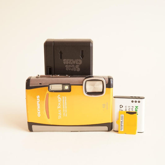 Olympus Stylus Tough 6000 Digital Camera | 10.0MP | Tested & Working | Orange