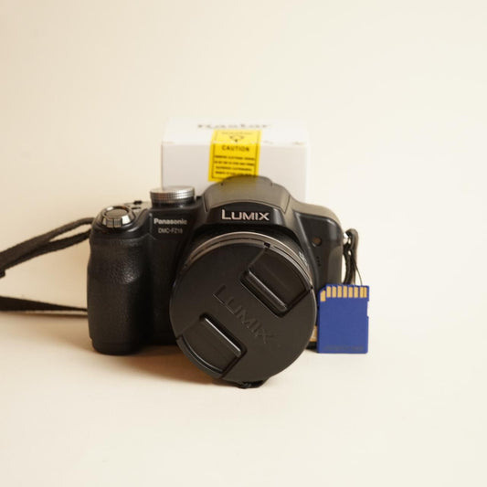 Panasonic Lumix DMC-FZ18 Digital Camera | 8.1MP | Tested & Working | Black