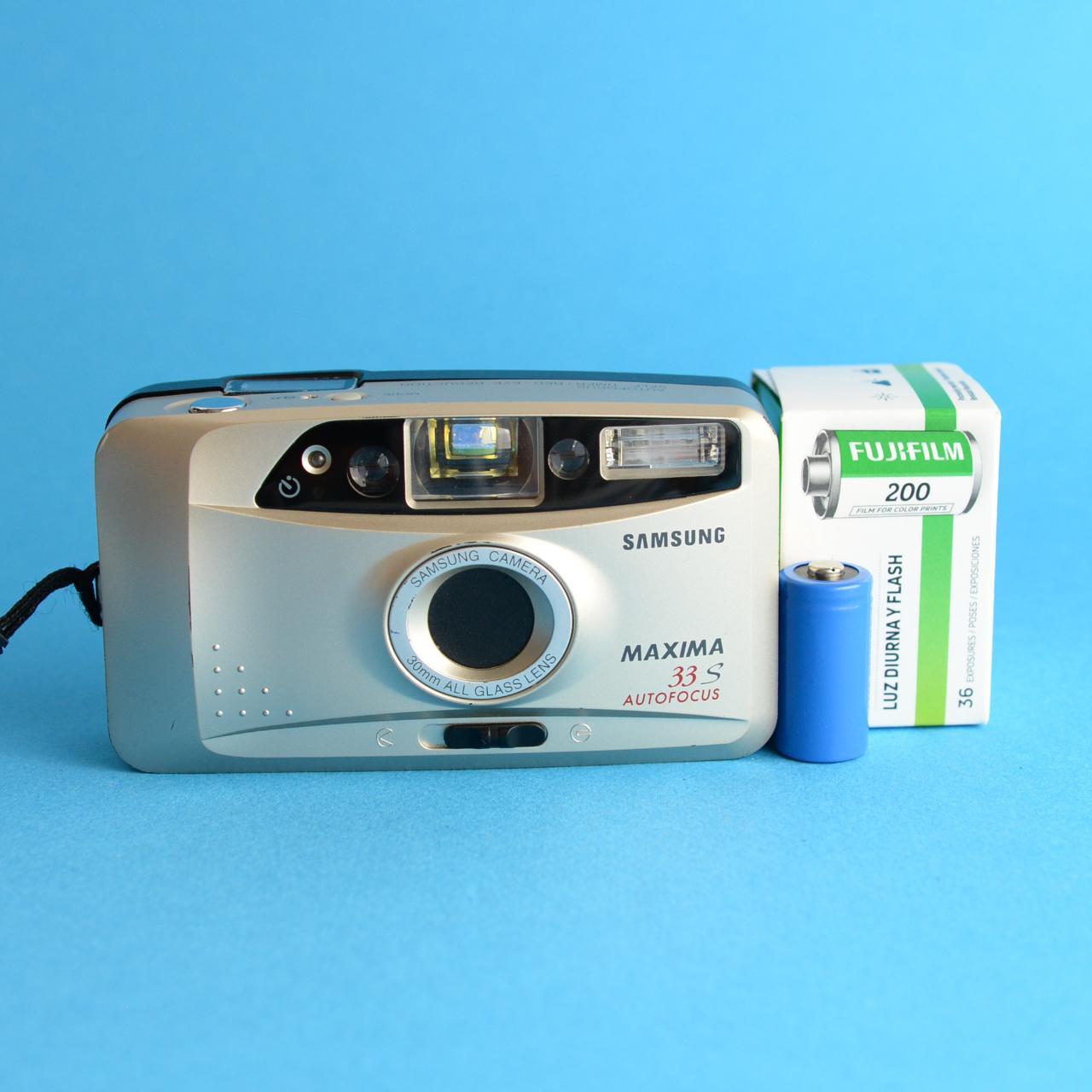 Samsung Maxima 33s | 35mm Point and Shoot film camera | Silver