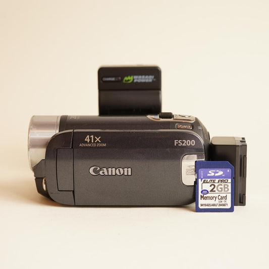 Canon FS200 Digital Camcorder | Read Description | Grey