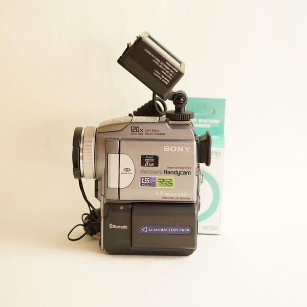 SONY miniDV HANDYCAM DCR-PC120 ⑦ Sony Handycam DCR-PC120 Digital Camcorder with Tapeless Setup
