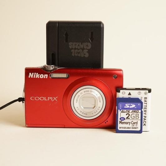 Nikon Coolpix S205 Digital Camera | 12MP | Tested & Working | Red