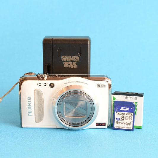 Fujifilm FinePix F505 EXR Digital Camera | 16MP | Tested & Working | White