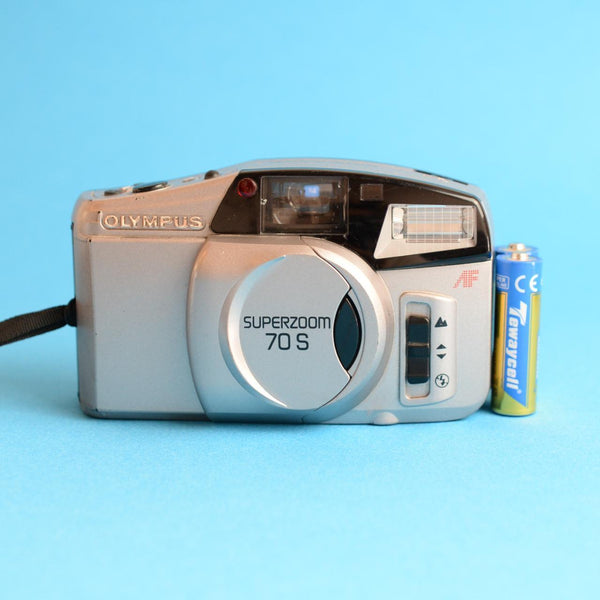 Olympus SuperZoom 70S | 35mm Point & Shoot Film Camera | Tested