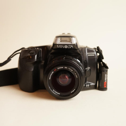 Minolta Maxxum 300si Film Camera | 35mm SLR | Tested & Working | Black