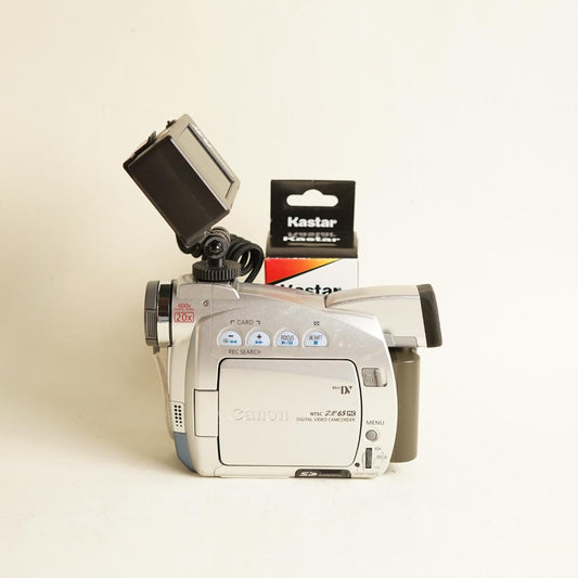 Canon ZR65 Digital Camcorder with Tapeless Setup | Tested & Working | Silver