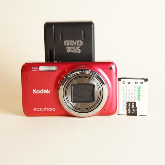 Kodak EasyShare M583 Digital Camera | 14MP | Tested & Working | Red