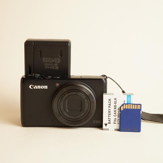 Canon PowerShot S95 Digital Camera | 10MP | Tested & Working | Black