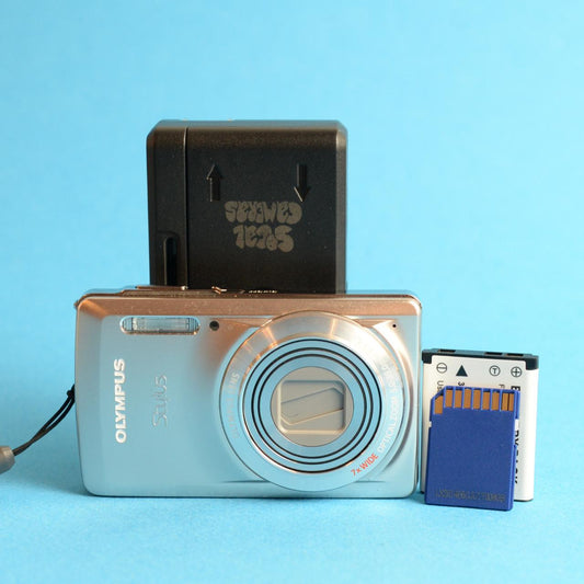 Olympus Stylus 7030 Digital Camera | 14MP | Tested & Working | Silver