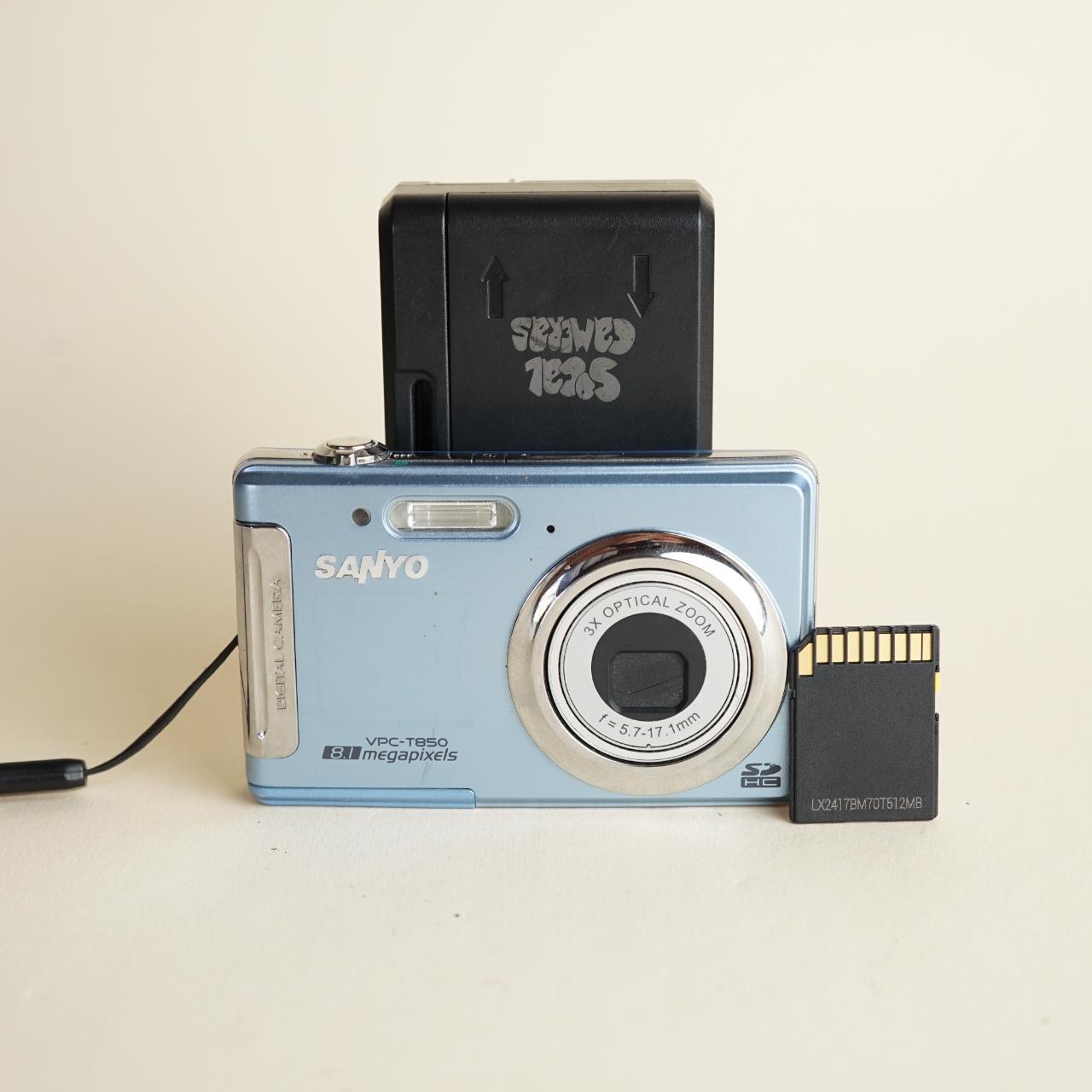 Sanyo VPC-T850 | 8.1MP Digital Camera | Tested & Working | Blue