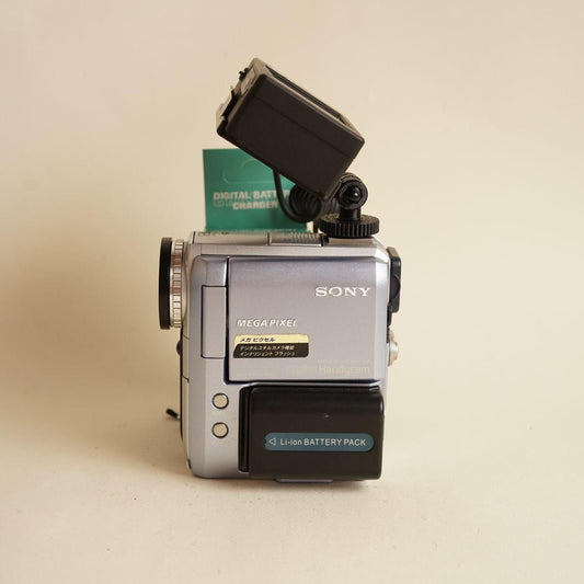 Sony Handycam DCR-PC105 MiniDV Camcorder with a Tapeless Setup