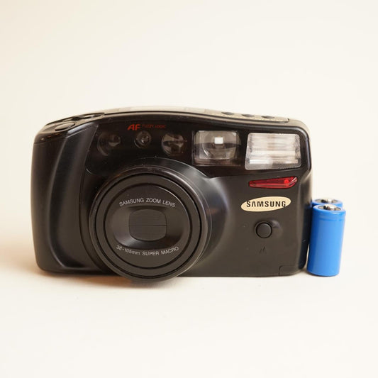 Samsung Maxima Zoom 105 Film Camera | 35mm Point & Shoot | Read Description | Black