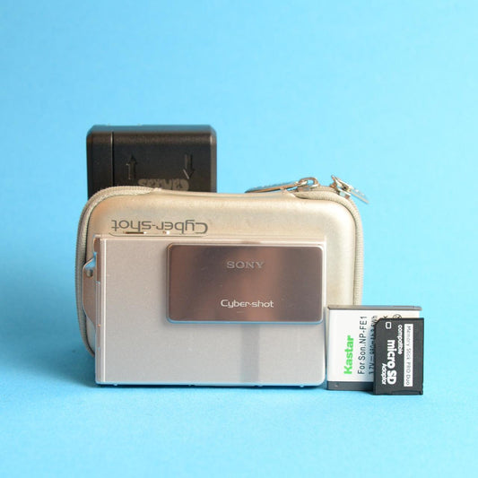 Sony Cyber-shot DSC-T7 Digital Camera | 5.1MP | Tested & Working | Silver