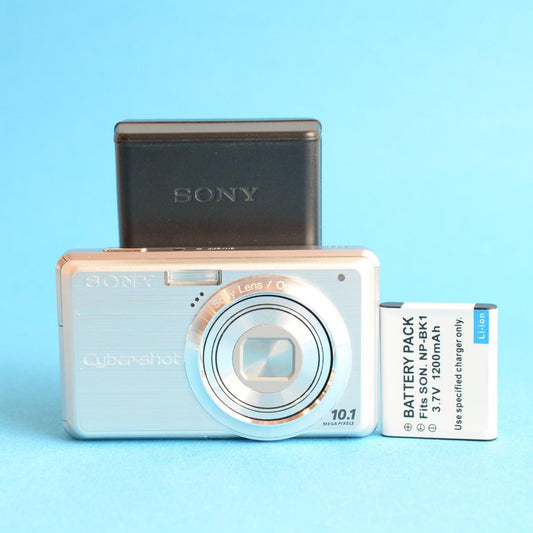 Sony CyberShot DSC-S950 Digital Camera | 10MP | Tested & Working | Silver