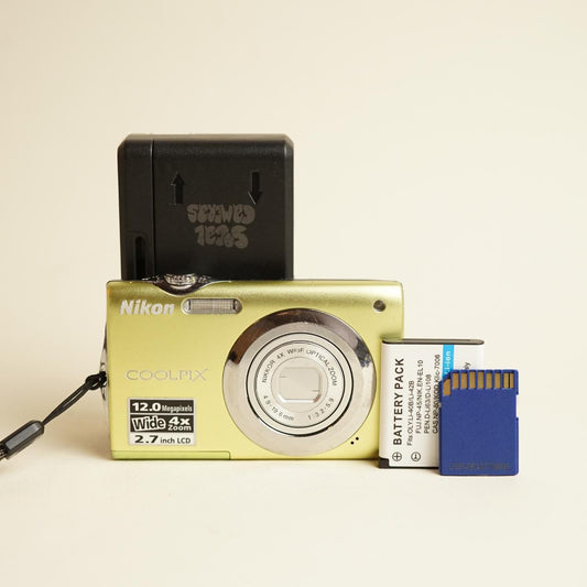 Nikon Coolpix S3000 Digital Camera | 12MP | Tested & Working | Green