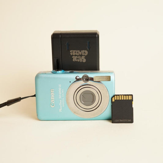 Canon PowerShot SD1200 IS Digital Camera | 10MP | Test & Working | Blue