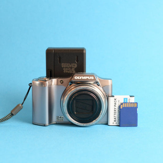 Olympus SZ-14 Digital Camera | 14MP | Tested & Working | Silver