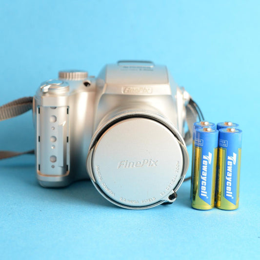 Fujifilm FinePix S3000 Digital Camera | 3.2MP | Tested & Working | Silver