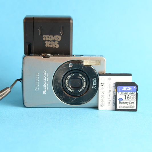 Canon PowerShot SD750 ELPH Digital Camera | 7.1MP | Tested & Working | Silver