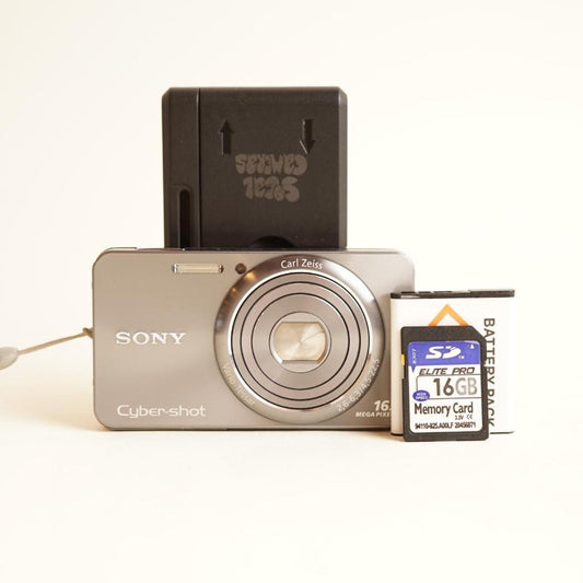 Sony CyberShot DSC-W570 Digital Camera | 16.1MP | Tested & Working | Silver