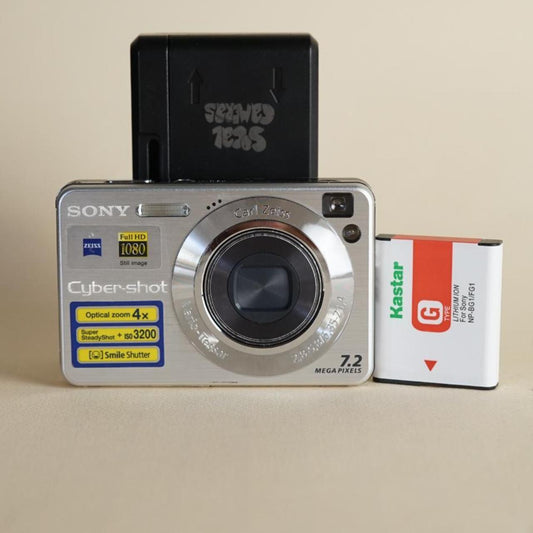 Sony Cyber-Shot DSC-W120 | 7.2MP Digital camera | Tested & Working | Silver