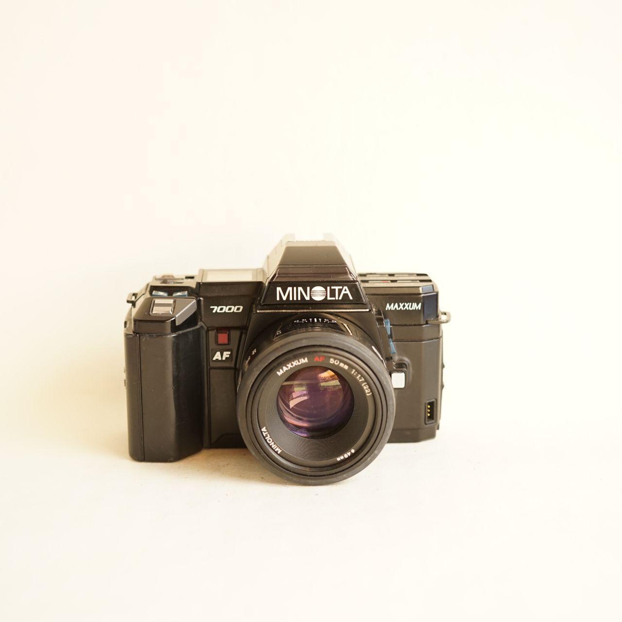 Minolta 7000 Maxxum Film Camera | 35mm SLR | Tested & Working | Black
