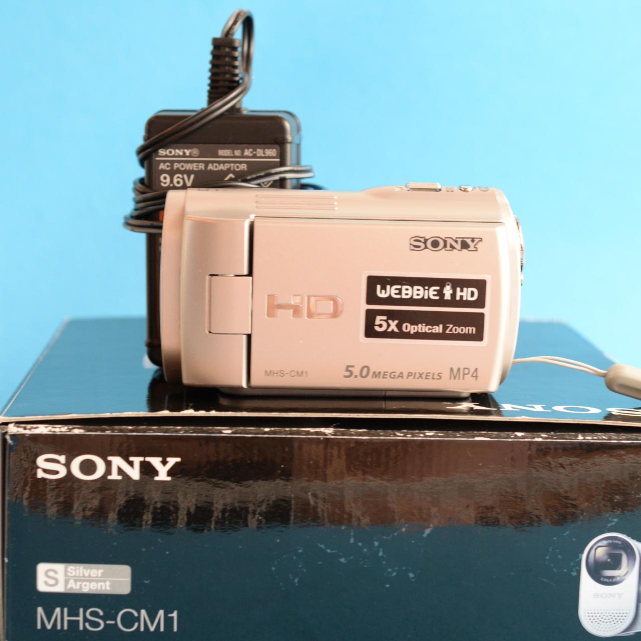 Sony Hanycam "Webbie" MHS-CM1 Digital Camcorder | 5MP | Tested & Working | Silver