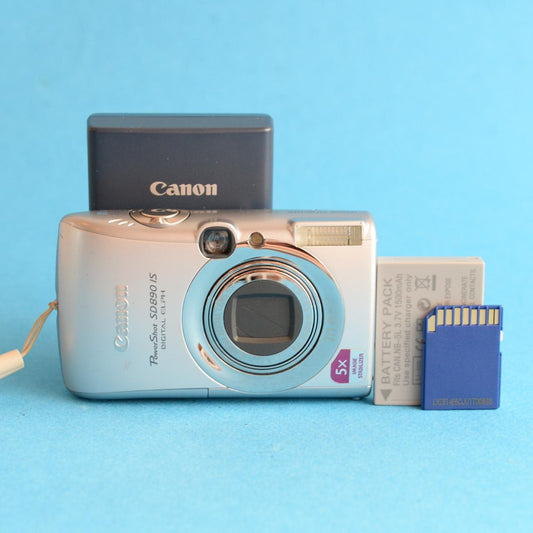 Canon PowerShot SD890 IS Digital Camera | 10MP | Tested & Working | Silver