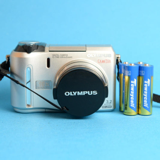 Olympus Camedia C-740 Digital Camera | 3.2MP | Tested & Working | Silver