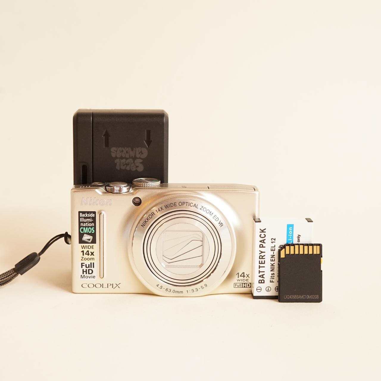 Nikon Coolpix S8200 Digital Camera | 16MP | Tested & Working | Silver