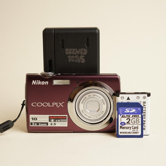 Nikon Coolpix S220 Digital Camera | 10MP | Tested & Working | Maroon