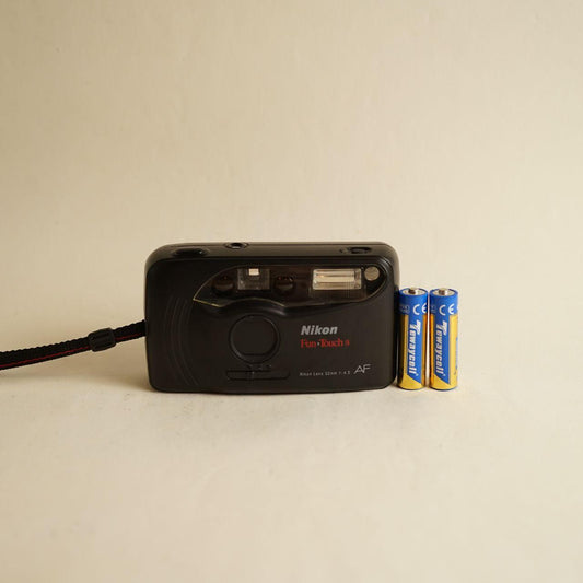 Nikon Fun Touch 3 Film Camera | 35mm Point & Shoot | Tested & Working | Black