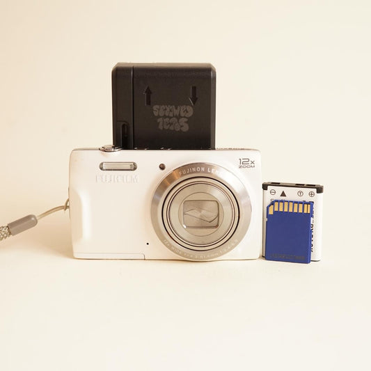 Fujifilm FinePix T550 Digital Camera | 16MP | Tested & Working | White