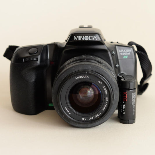 Minolta Maxxum 430si | 35mm SLR Film Camera | Black