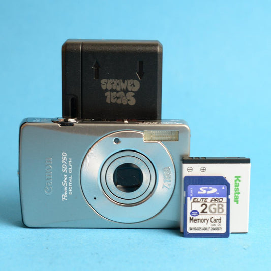 Canon PowerShot SD750 Digital Camera | 7.1MP | Tested & Working | Silver