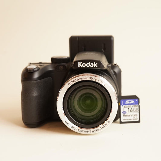 Kodak PixPro AZ421 Digital Camera | 16.1MP | Tested & Working | Black