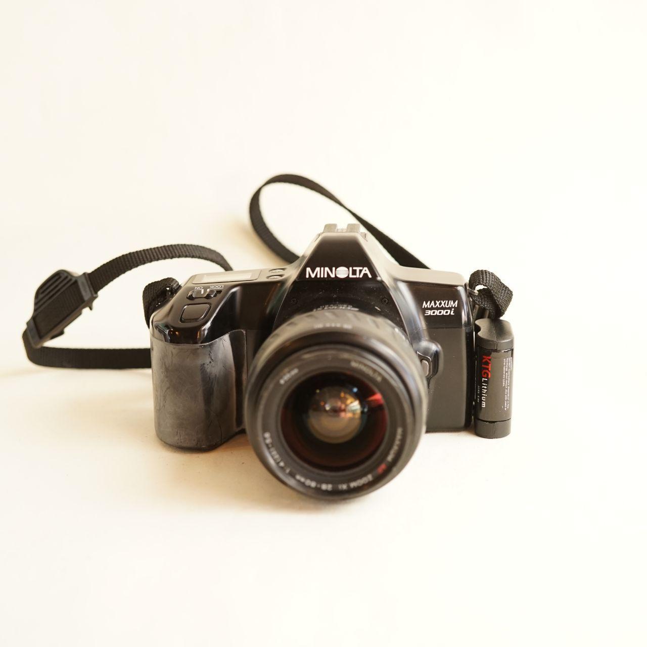 Minolta Maxxum 3000i Film Camera | 35mm SLR | Tested & Working | Black